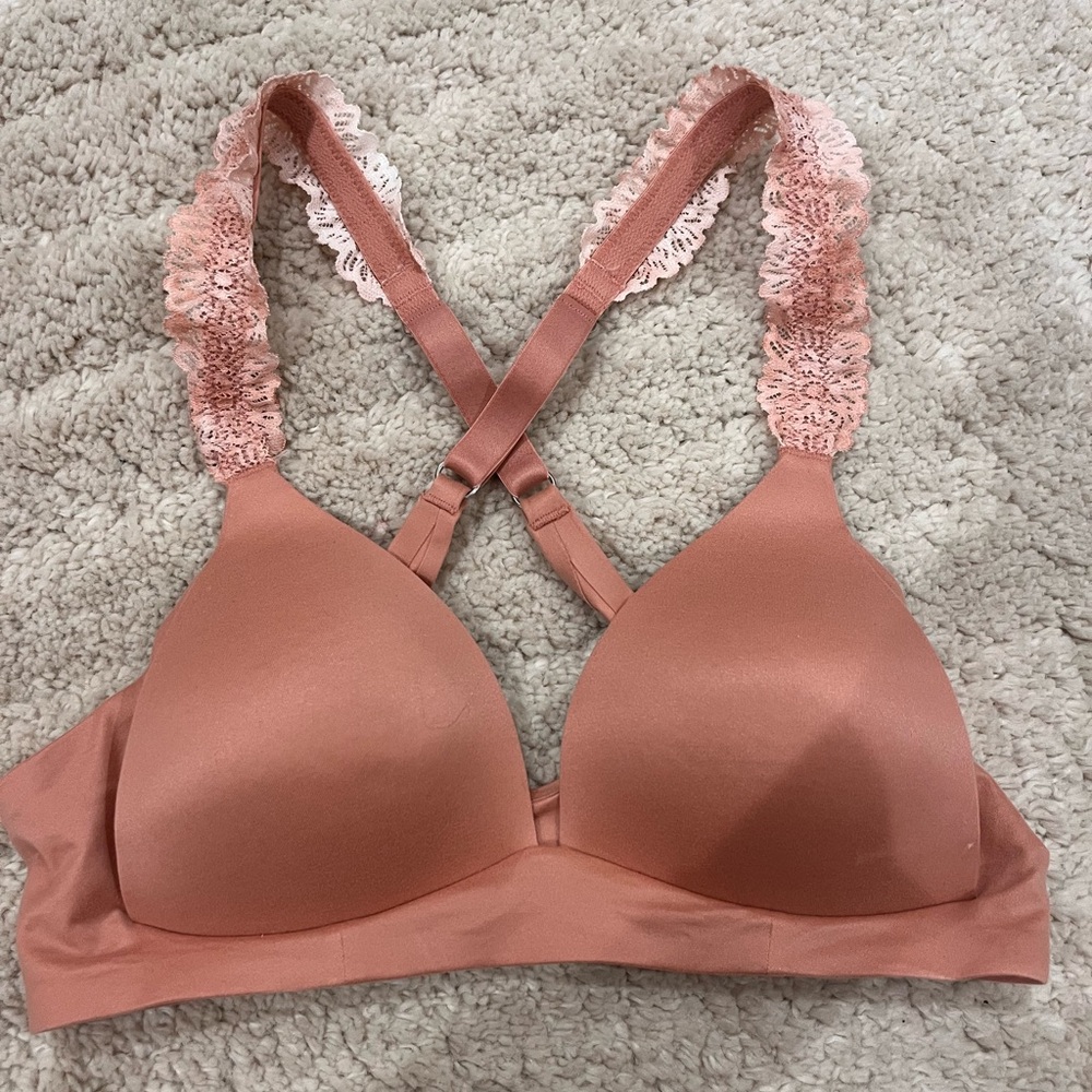 NWOT Aerie Lace Racerback Bra